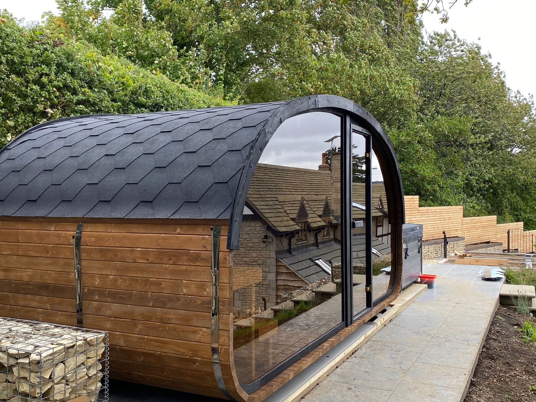 Outdoor Sauna Buying Guide: Wood-Fired vs Electric