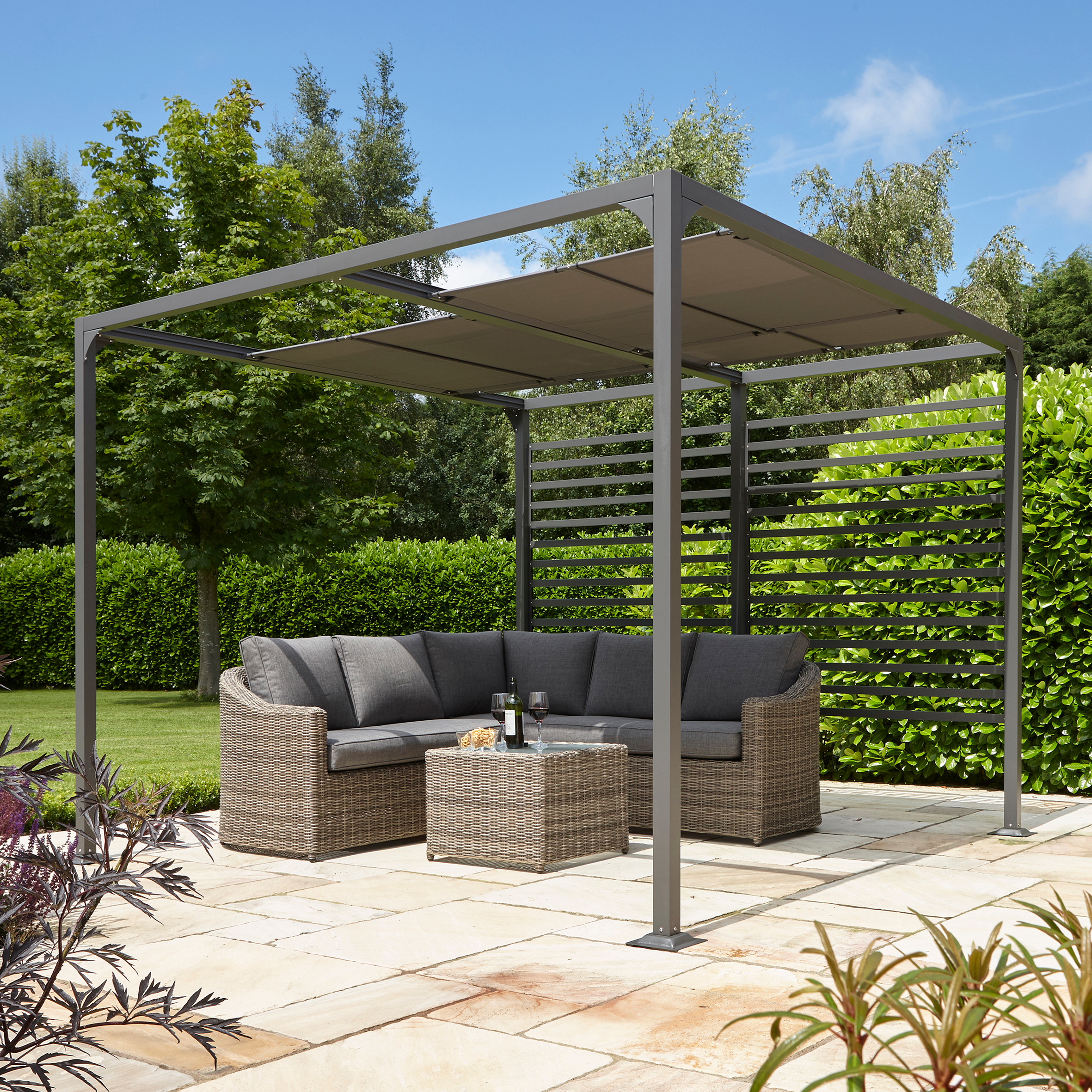 Metal Pergola's