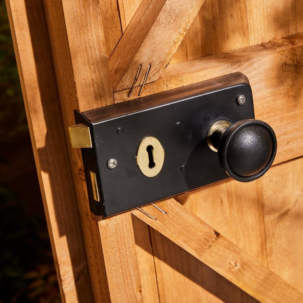 12x6 growhouse door lock detail