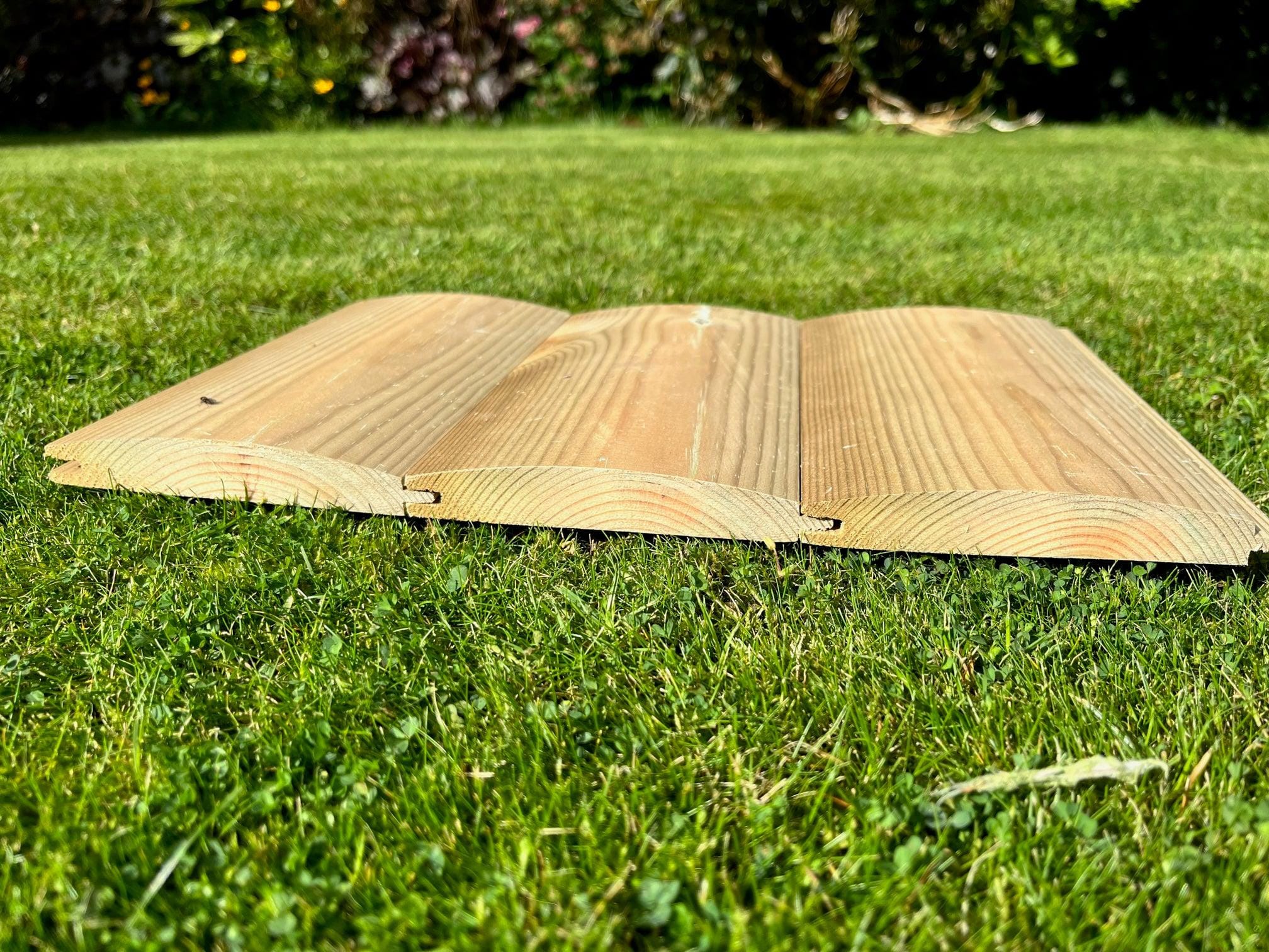 22mm x 125mm Tanalised, pressure treated Tongue & Grooved LogLap cladd ...