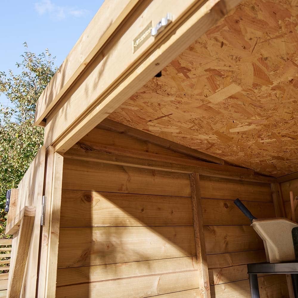 4x4 shiplap pent shed with double doors, interior view