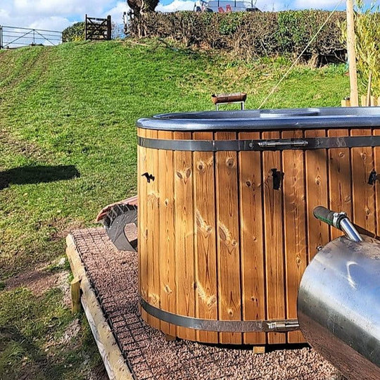 Large 200cm Wood Fired Hot Tub, External Heater, Fibreglass Liner.