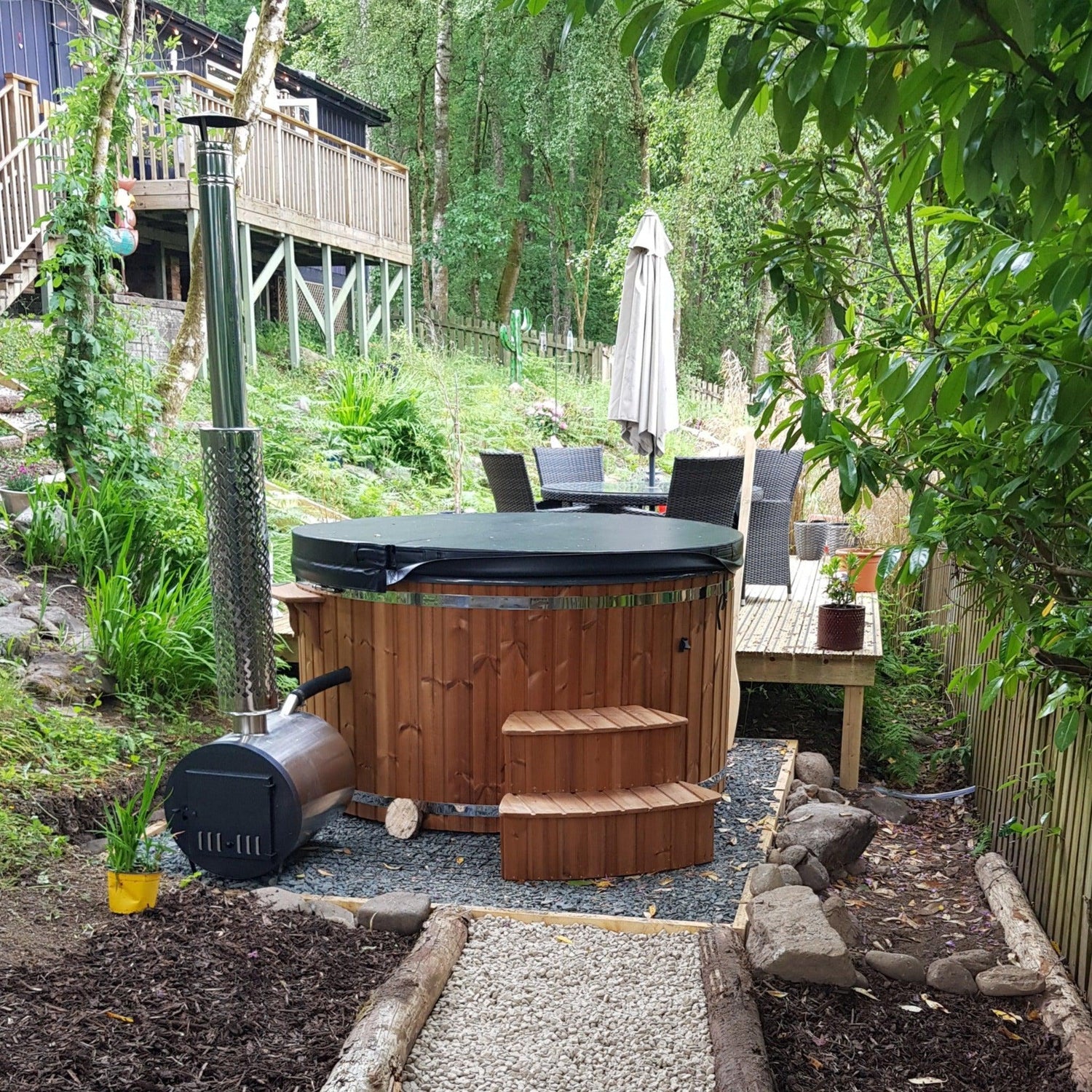 Large 200cm Wood Fired Hot Tub, External Heater, Fibreglass Liner.