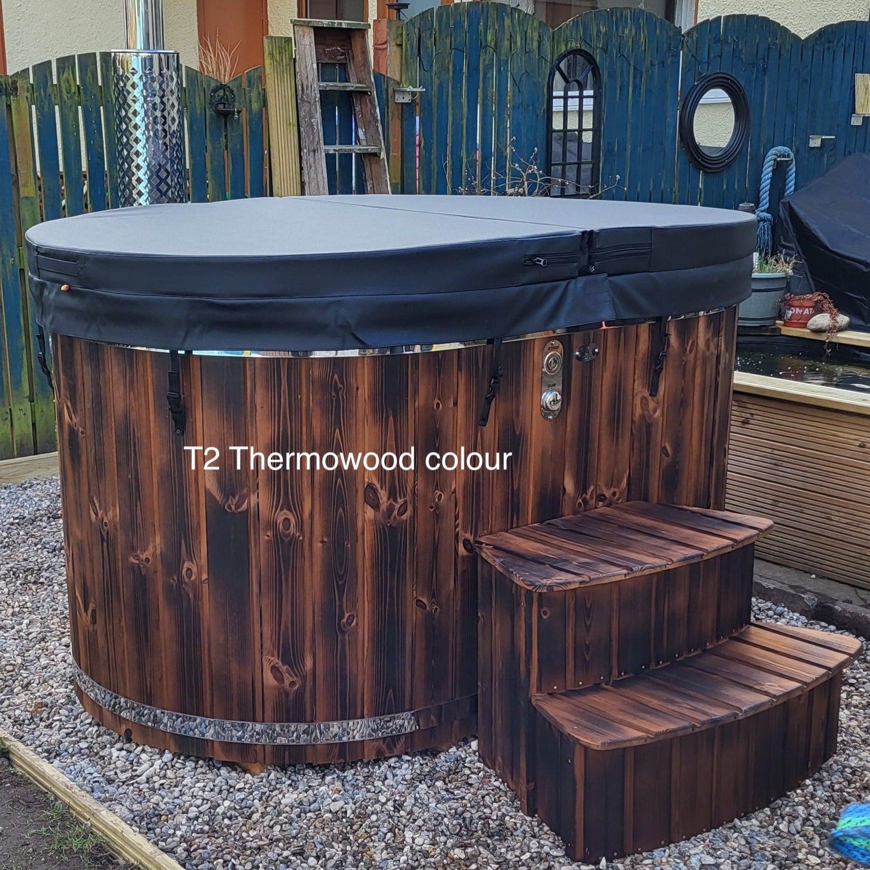 Wood Fired Ofuro Style Hot Tub, Fibreglass/ Liner, for couples.