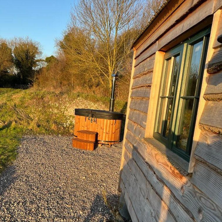 Wood Fired Ofuro Style Hot Tub, Fibreglass/ Liner, for couples.