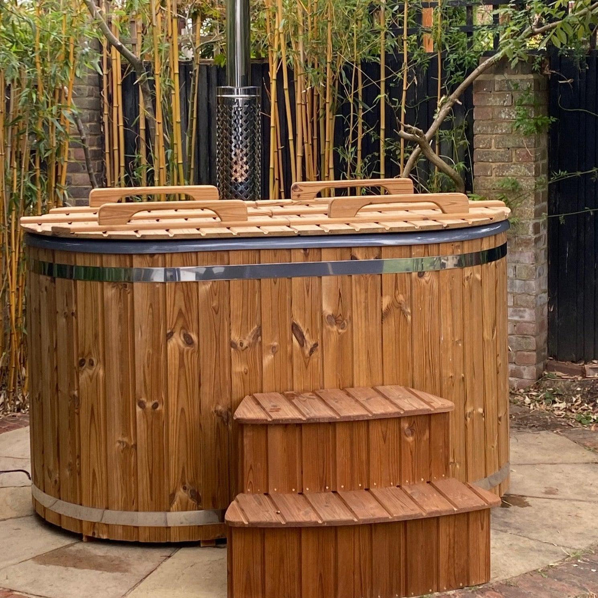 Wood Fired Ofuro Style Hot Tub, Fibreglass/ Liner, for couples.