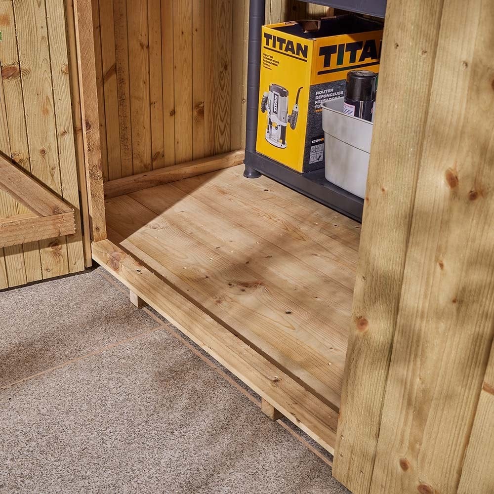 Heritage 4x3 single door shed interior with tools