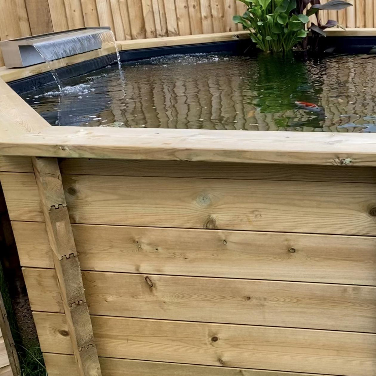 6ft 286 Gallon Octagonal Wooden Fish Pond, 27mm thick, 697mm high, 1305 litres