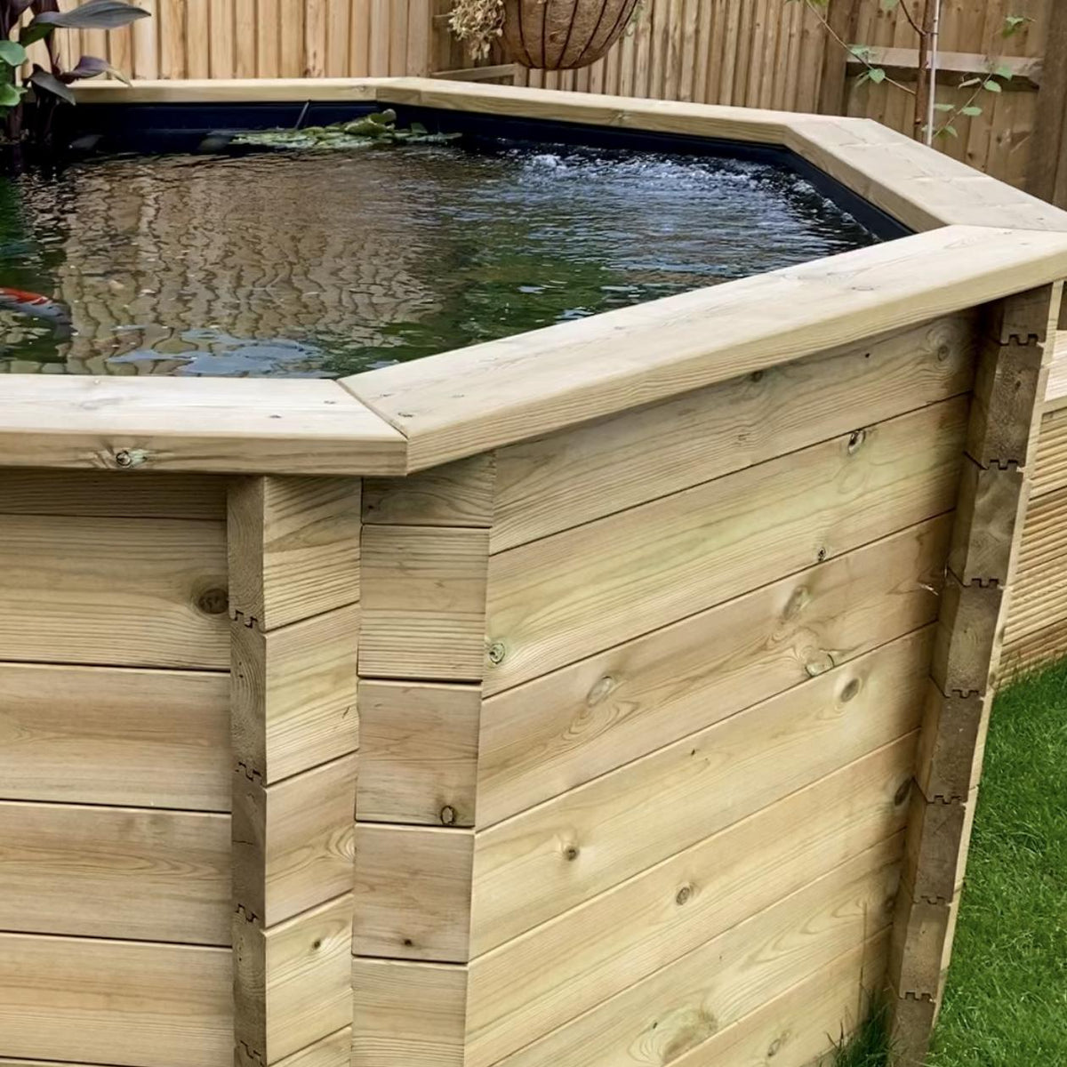 6ft 286 Gallon Octagonal Wooden Fish Pond, 27mm thick, 697mm high, 1305 litres