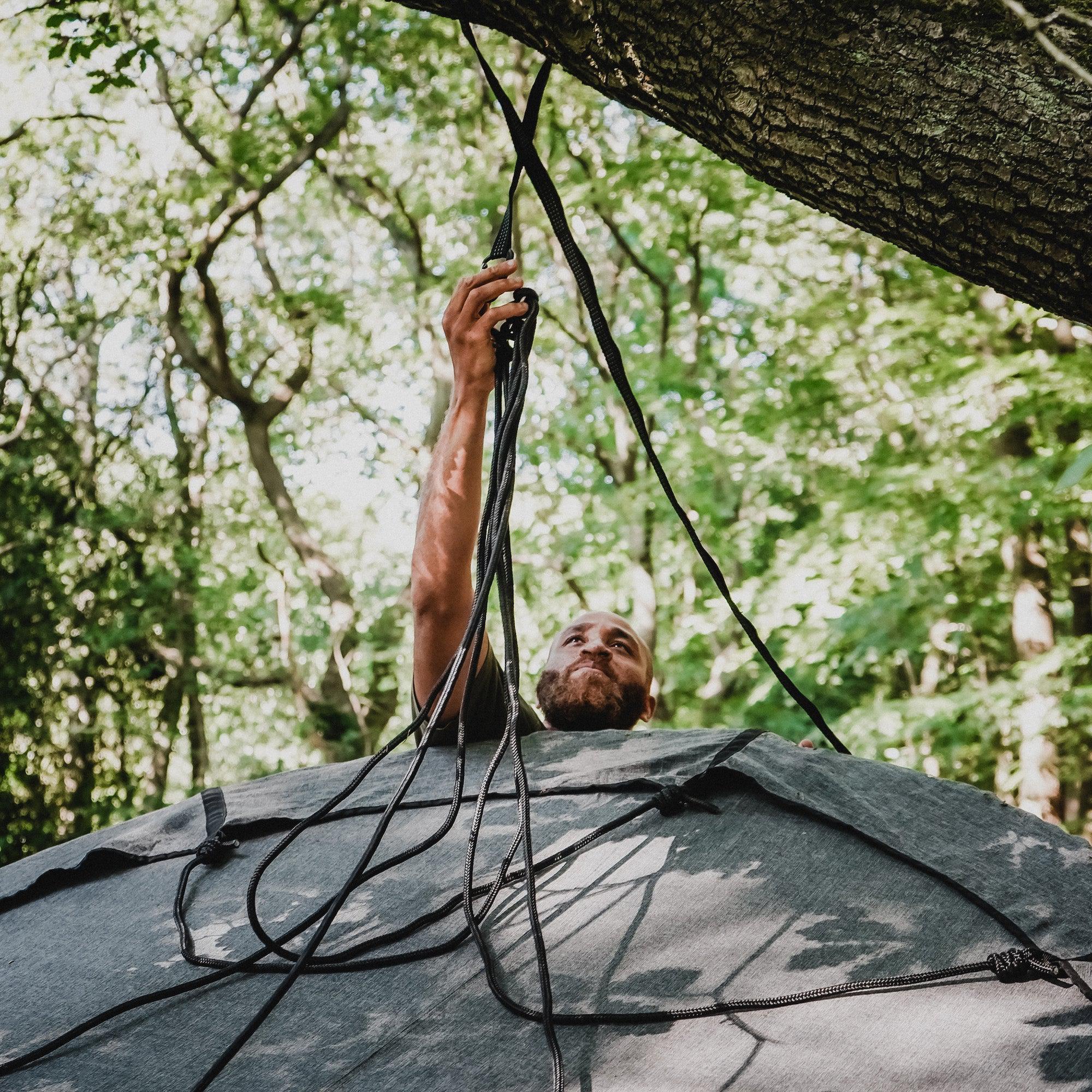 Tree hanging pod online
